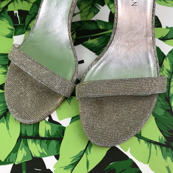 Stuart Weitzman Nudistsong Bridal Glitter Heels - Picture 3 of 8